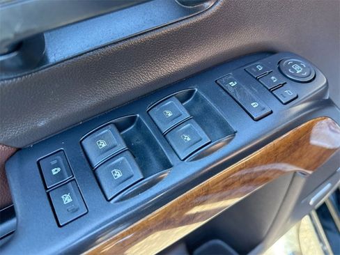 Used 2019 Chevrolet Silverado 3500 High Country w/ Duramax Plus Package image 13