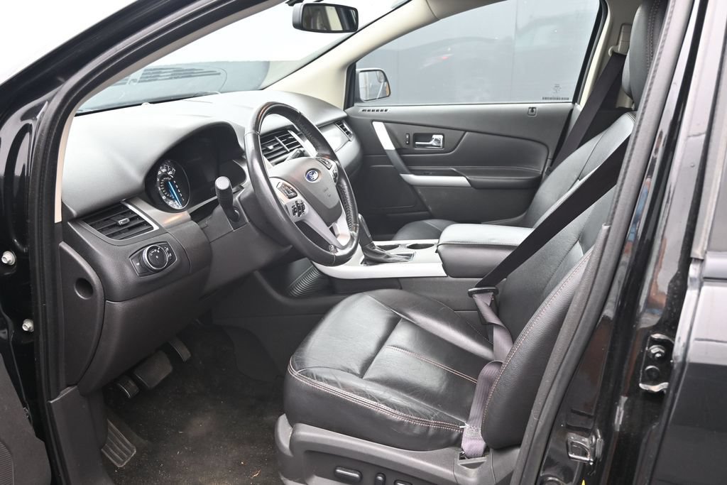 Used 2013 Ford Edge SEL FWD image 15