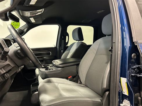 Used 2024 RAM 2500 Big Horn w/ Bed Utility Group image 17