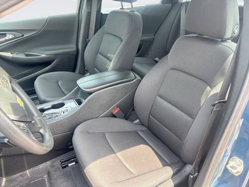 Used 2025 Chevrolet Malibu LT FWD image 11