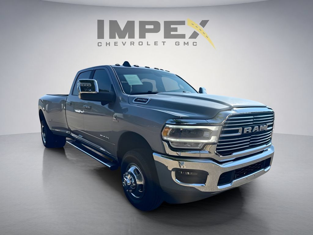Used 2024 RAM 3500 Laramie w/ Towing Technology Group AWD/4WD image 7