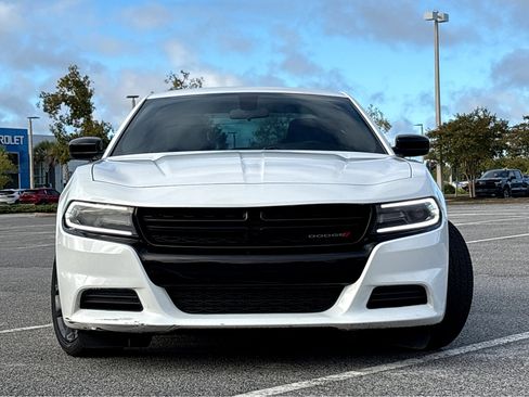 Used 2021 Dodge Charger SXT w/ Blacktop Package image 2