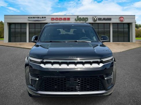 New 2026 Jeep Grand Wagoneer L 4WD image 34