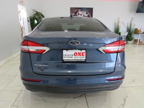 Used 2019 Ford Fusion SE image 5