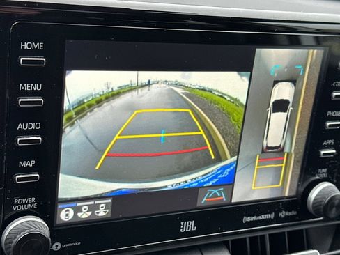 Used 2021 Toyota RAV4 Limited image 22