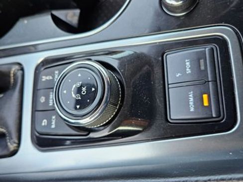 Used 2016 Nissan Maxima Platinum image 22