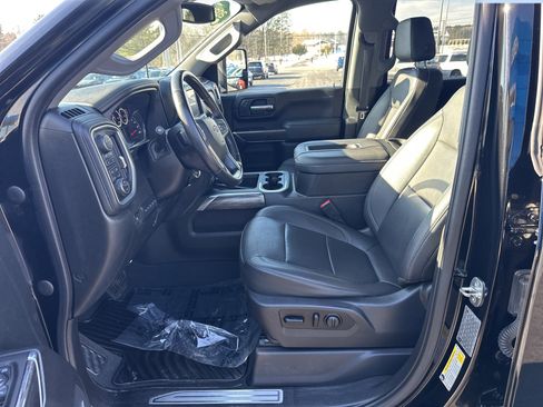 Used 2021 Chevrolet Silverado 2500 LTZ w/ LTZ Plus Package image 14