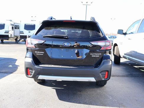 Used 2022 Subaru Outback Limited w/ Popular Package #2 image 16