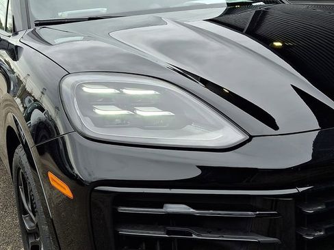 New 2026 Porsche Cayenne AWD/4WD image 11
