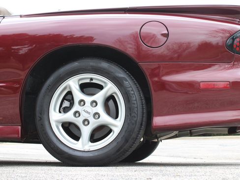 Used 2000 Pontiac Firebird Trans Am RWD image 39