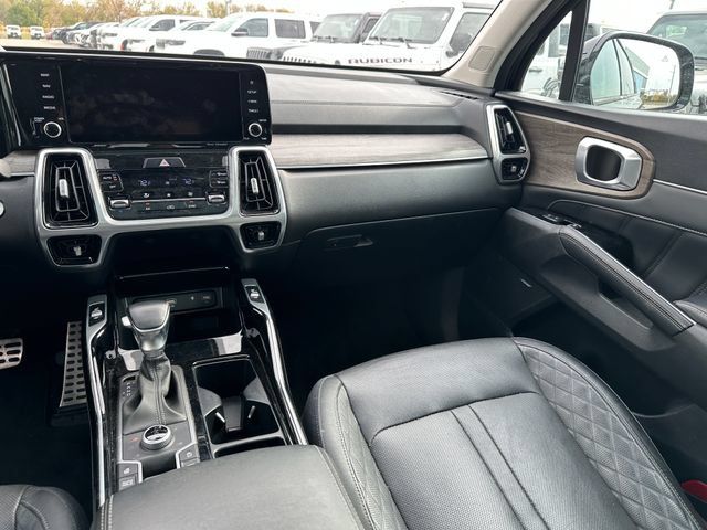 Used 2021 Kia Sorento SX Prestige AWD/4WD image 22
