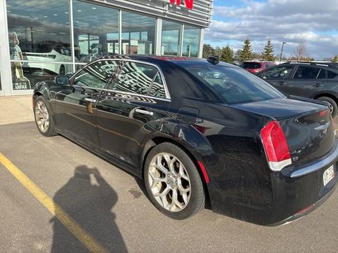 Used 2020 Chrysler 300 C w/ Sun, Sound & Nav Package image 7