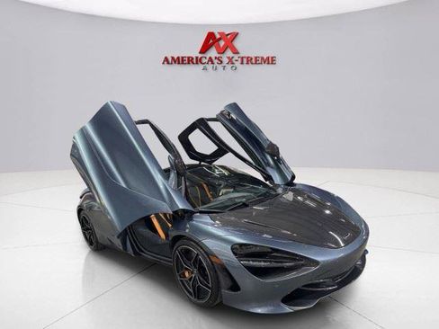 Used 2018 McLaren 720S RWD image 23