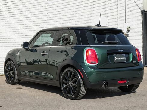 Used 2016 MINI Cooper 2-Door Hardtop image 9
