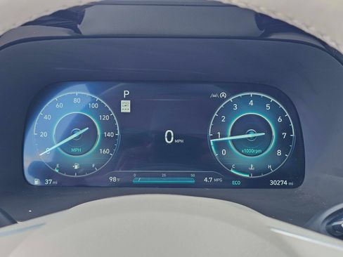 Used 2024 Hyundai Palisade Limited AWD/4WD image 23