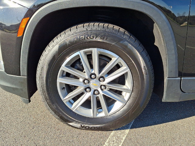 Used 2023 Chevrolet Traverse LT FWD image 8
