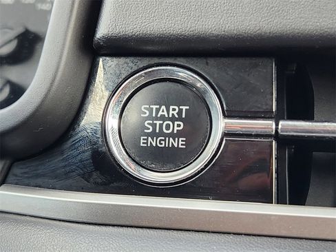 Used 2022 Mitsubishi Outlander ES image 22