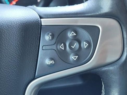 Used 2018 GMC Yukon Denali image 31