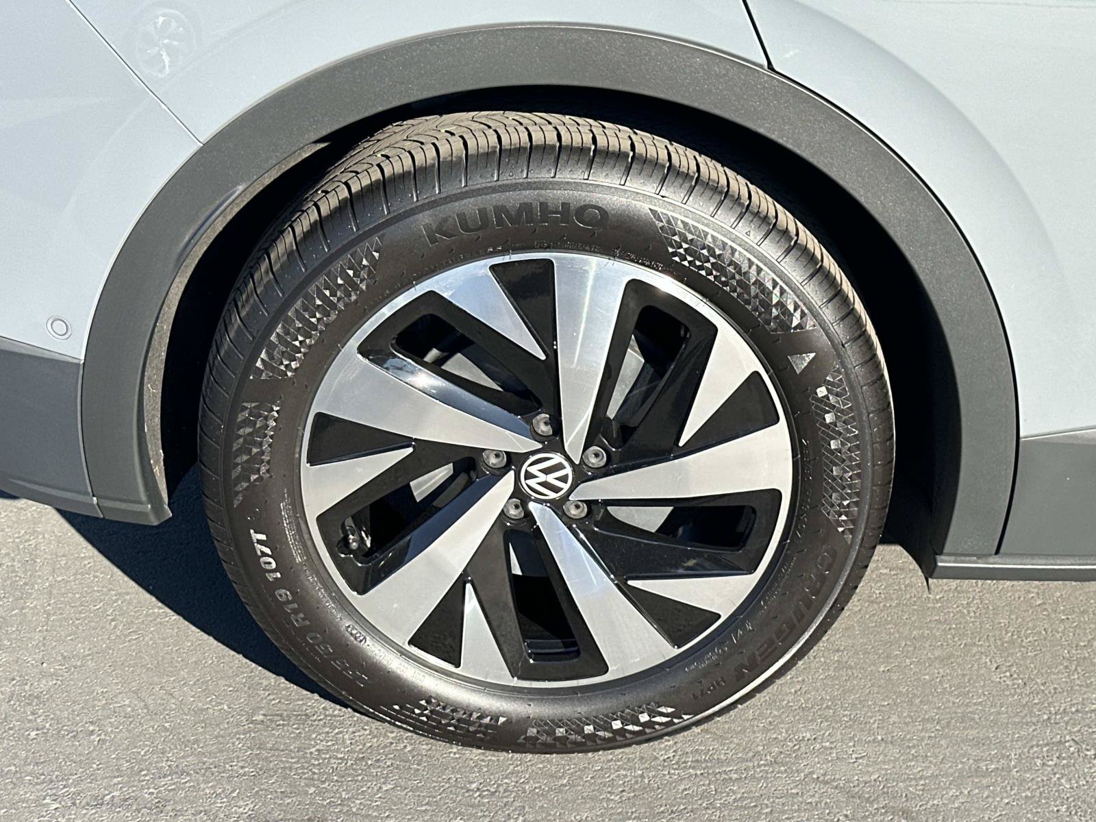 Certified 2023 Volkswagen ID.4 Pro RWD image 6
