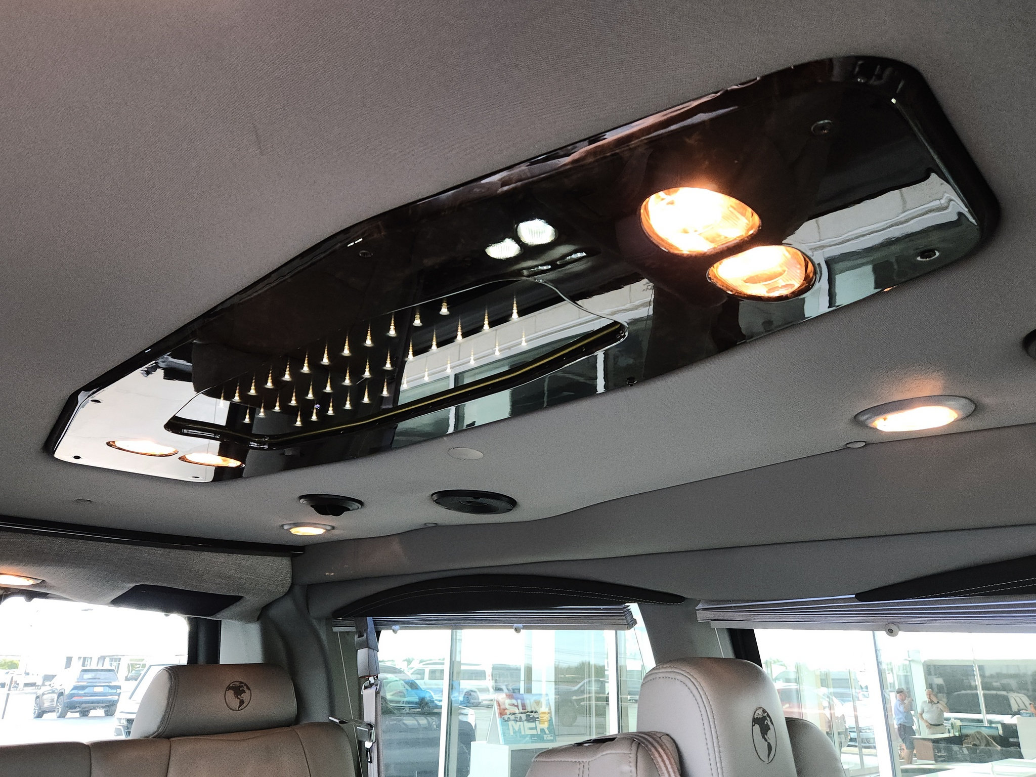 Used 2022 GMC Savana 2500 w/ Enhanced Convenience Package RWD image 47