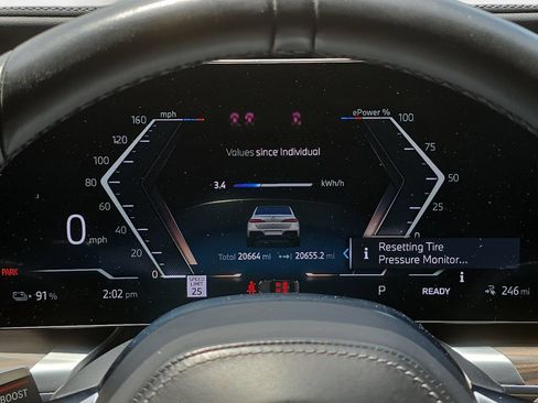 Certified 2023 BMW i7 xDrive60 AWD/4WD image 12