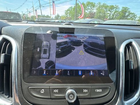 Used 2020 Chevrolet Equinox Premier AWD/4WD image 24