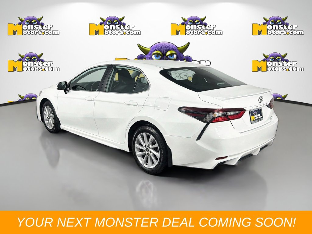 Used 2021 Toyota Camry SE AWD/4WD image 7