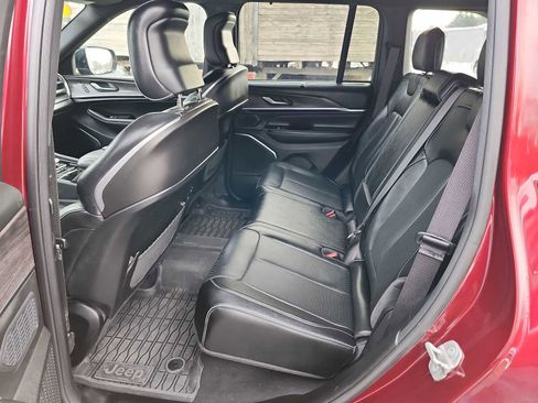 Used 2023 Jeep Grand Cherokee Overland w/ Adv Protech Group III image 15