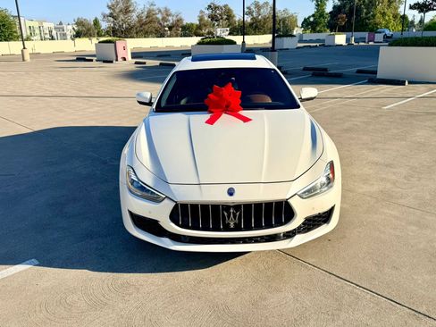 Used 2019 Maserati Ghibli GranLusso RWD image 3