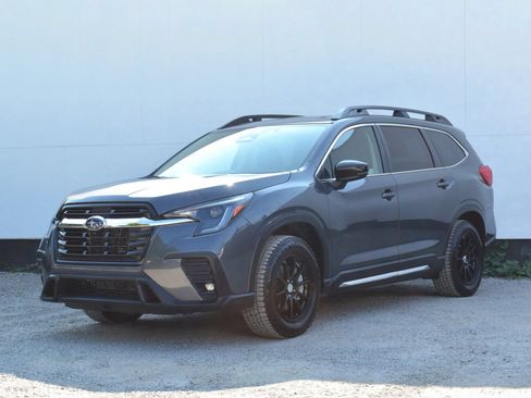 Used 2024 Subaru Ascent Limited w/ Technology Package AWD/4WD image 8