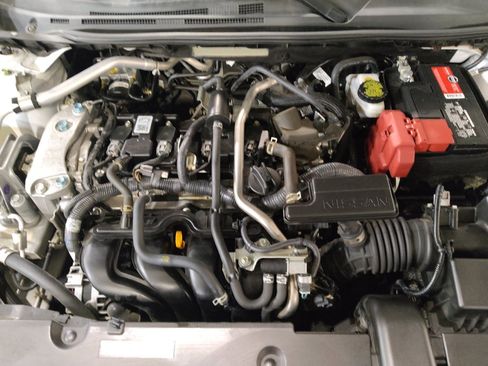 Used 2020 Nissan Sentra SR w/ Premium Package FWD image 30