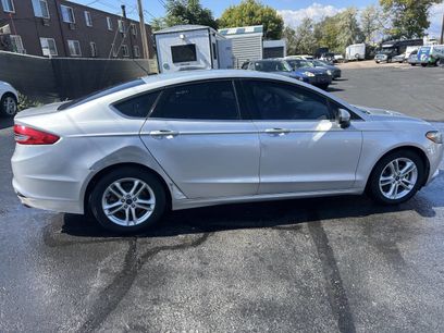 Used 2018 Ford Fusion SE w/ Fusion SE Technology Package