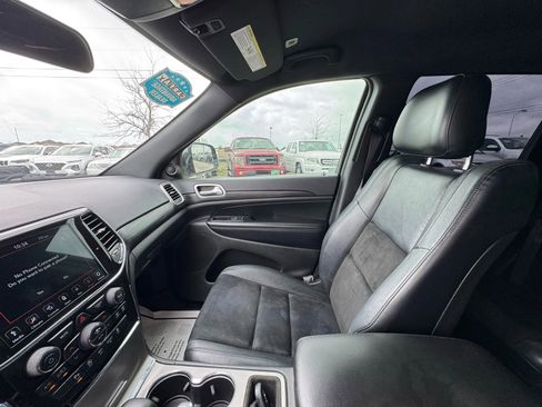 Used 2021 Jeep Grand Cherokee Laredo X AWD/4WD image 21