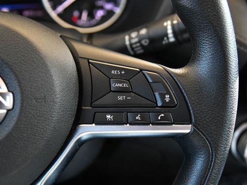 Used 2024 Nissan Sentra SV image 25