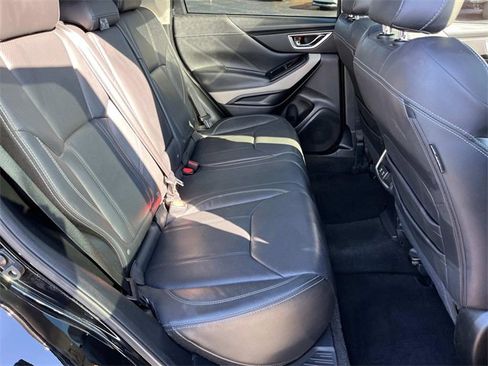 Used 2022 Subaru Forester Limited image 27