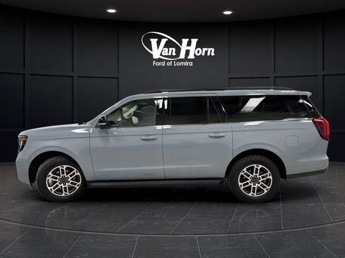 Used 2025 Ford Expedition Max Active AWD/4WD image 4