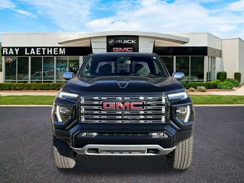 New 2026 GMC Canyon Denali image 8