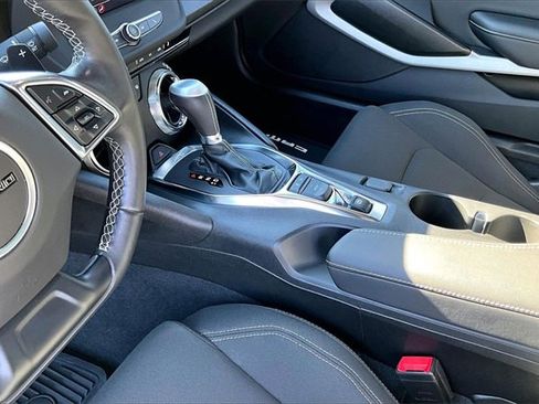 Used 2021 Chevrolet Camaro LT w/ RS Package image 16