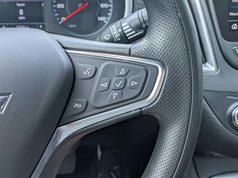 Used 2025 Chevrolet Malibu LT FWD image 18