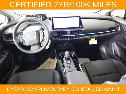 Used 2025 Toyota Prius AWD image 48