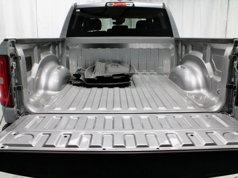 Used 2025 RAM 1500 Big Horn image 13