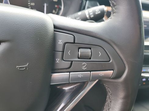 Used 2022 Cadillac XT6 Premium Luxury image 39