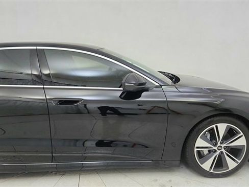 Used 2025 Audi A6 e-tron Prestige w/ Black Warm Weather Package image 7