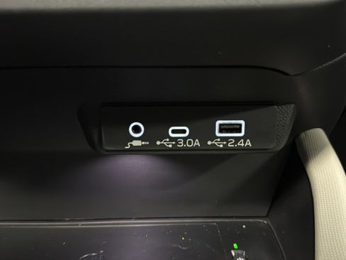 Certified 2026 Subaru Forester Premium image 28