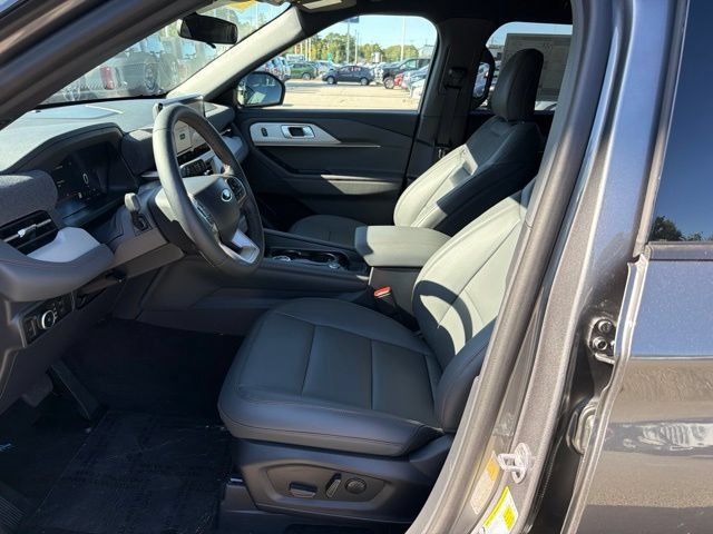 New 2027 Ford Explorer Active w/ Active Comfort Package AWD/4WD image 11
