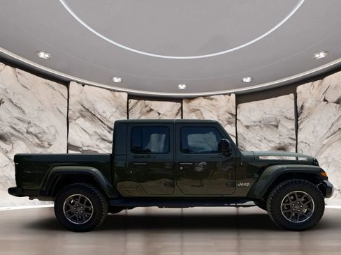 Used 2021 Jeep Gladiator Overland w/ Popular Equipment Package AWD/4WD image 4