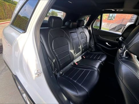 Used 2018 Mercedes-Benz GLC 300 image 37