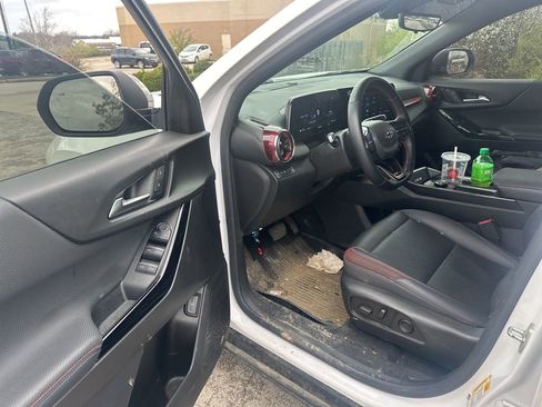 Used 2025 Chevrolet Equinox RS w/ Safety and Technology Package image 7