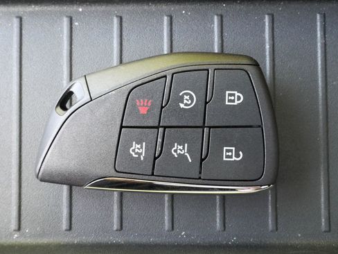 Used 2023 GMC Yukon Denali AWD/4WD image 33