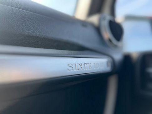 Used 2015 Jeep Wrangler Unlimited Rubicon w/ Connectivity Group image 22